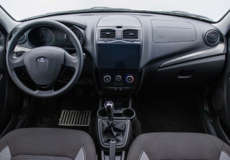 Подержанный автомобиль LADA (ВАЗ) Granta Liftback 2025 года (13 фото)