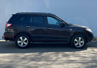 Подержанный автомобиль Hyundai Santa Fe 2007 года (4 фото)
