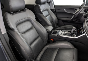 Подержанный автомобиль Chery Tiggo 8 2021 года (24 фото)