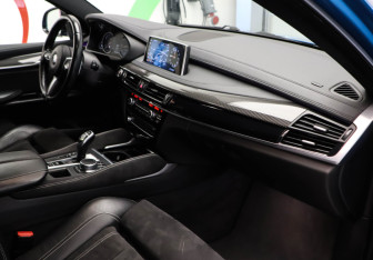 Подержанный автомобиль BMW X6 2019 года (25 фото)