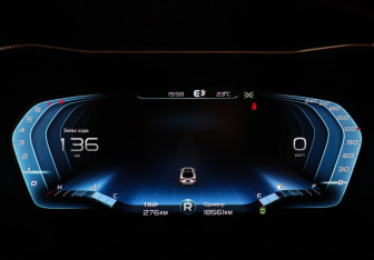 Подержанный автомобиль Geely Tugella 2022 года (11 фото)