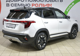 Подержанный автомобиль Kia Seltos 2024 года (4 фото)