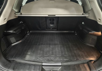 Подержанный автомобиль Nissan X-Trail 2020 года (9 фото)