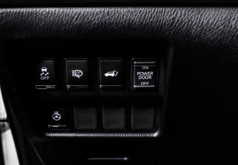 Подержанный автомобиль Infiniti QX60 2019 года (20 фото)