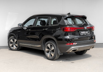 Подержанный автомобиль Changan CS75 2022 года (7 фото)