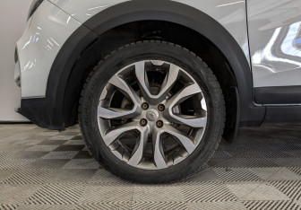 Подержанный автомобиль LADA (ВАЗ) XRAY 2019 года (18 фото)