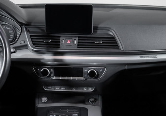 Подержанный автомобиль Audi Q5 2017 года (13 фото)