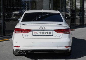 Подержанный автомобиль Audi A3 Sedan 2018 года (6 фото)