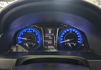 Подержанный автомобиль Toyota Camry Sedan 2016 года (11 фото)