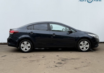 Подержанный автомобиль Kia Cerato Sedan 2016 года (4 фото)
