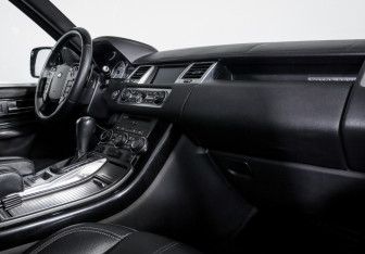 Подержанный автомобиль Land Rover Range Rover Sport 2012 года (9 фото)