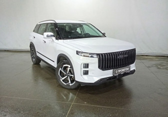 Подержанный автомобиль Jaecoo J7 2023 года (3 фото)