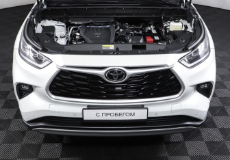 Новый Toyota Highlander 2023 (9 фото)