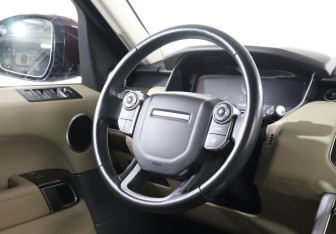 Подержанный автомобиль Land Rover Range Rover Sport 2017 года (15 фото)