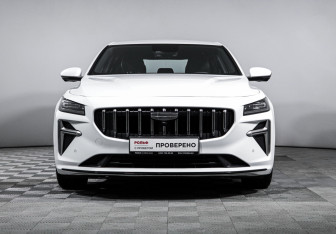 Подержанный автомобиль Geely Preface 2024 года (2 фото)