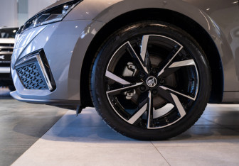 Новый Skoda Octavia Liftback 2025 (13 фото)