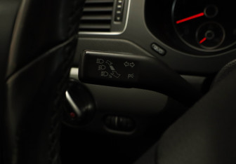 Подержанный автомобиль Volkswagen Jetta Sedan 2013 года (14 фото)