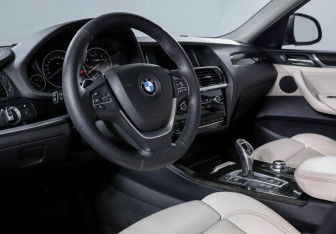 Подержанный автомобиль BMW X4 2014 года (14 фото)