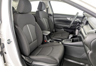 Подержанный автомобиль Kia Cerato Sedan 2020 года (23 фото)