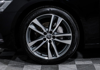 Подержанный автомобиль Audi A6 Sedan 2020 года (15 фото)