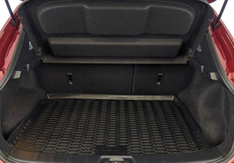 Подержанный автомобиль Nissan Qashqai 2017 года (10 фото)