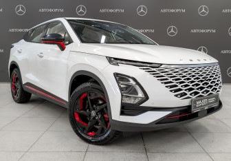 Подержанный автомобиль Omoda C5 2023 года (3 фото)