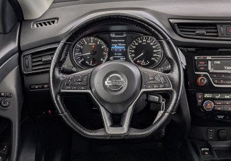 Подержанный автомобиль Nissan Qashqai 2021 года (22 фото)