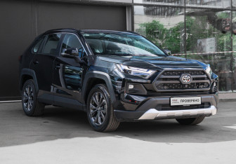 Новый Toyota RAV4 2025 (3 фото)