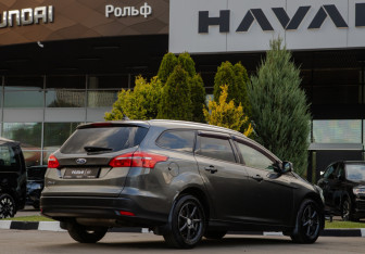 Подержанный автомобиль Ford Focus Wagon 2019 года (4 фото)