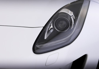 Подержанный автомобиль Jaguar F-Type Coupe 2016 года (15 фото)