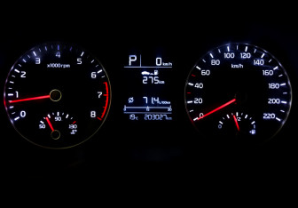 Подержанный автомобиль Kia Rio Hatchback 2021 года (12 фото)