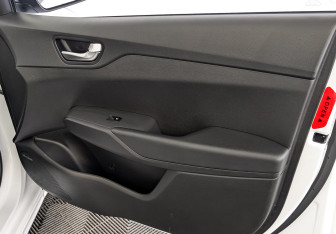 Подержанный автомобиль Hyundai Solaris Sedan 2020 года (25 фото)