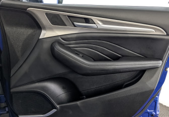 Подержанный автомобиль Haval F7 2020 года (25 фото)