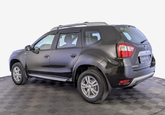 Подержанный автомобиль Nissan Terrano 2019 года (7 фото)