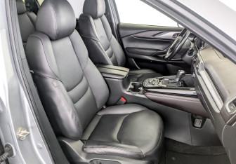 Подержанный автомобиль Mazda CX-9 2018 года (24 фото)