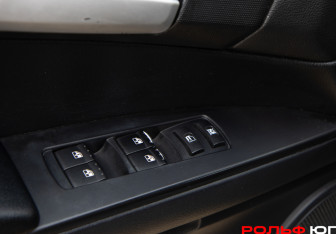 Подержанный автомобиль SsangYong Kyron 2009 года (14 фото)