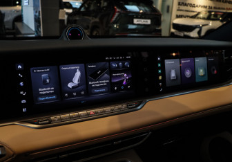 Подержанный автомобиль Voyah Free 2025 года (22 фото)