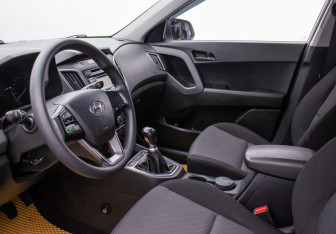 Подержанный автомобиль Hyundai Creta 2019 года (10 фото)
