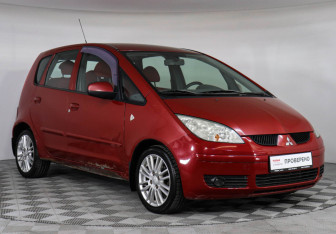 Подержанный автомобиль Mitsubishi Colt Hatchback 2008 года (2 фото)
