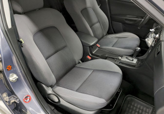 Подержанный автомобиль Mazda 3 Hatchback 2008 года (20 фото)