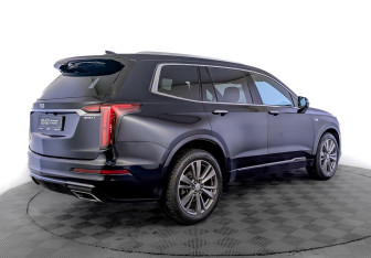 Подержанный автомобиль Cadillac XT6 2021 года (5 фото)