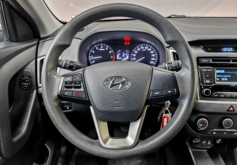 Подержанный автомобиль Hyundai Creta 2017 года (21 фото)