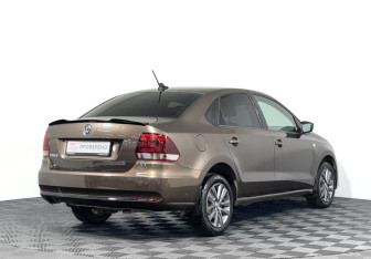 Подержанный автомобиль Volkswagen Polo Sedan 2020 года (5 фото)