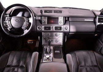 Подержанный автомобиль Land Rover Range Rover 2010 года (19 фото)