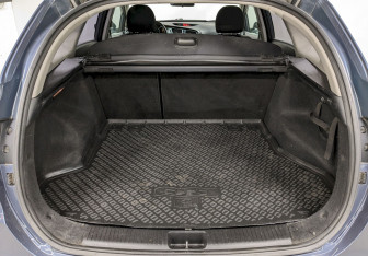 Подержанный автомобиль Kia Ceed Wagon 2013 года (10 фото)