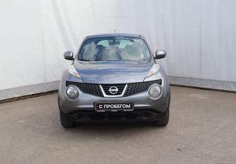 Подержанный автомобиль Nissan Juke 2013 года (2 фото)