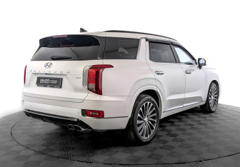 Подержанный автомобиль Hyundai Palisade 2019 года (5 фото)
