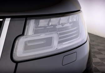 Подержанный автомобиль Land Rover Range Rover 2018 года (17 фото)