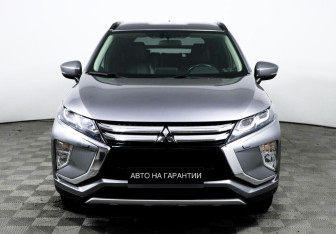 Подержанный автомобиль Mitsubishi Eclipse Cross 2018 года (2 фото)