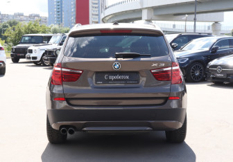 Подержанный автомобиль BMW X3 2014 года (6 фото)